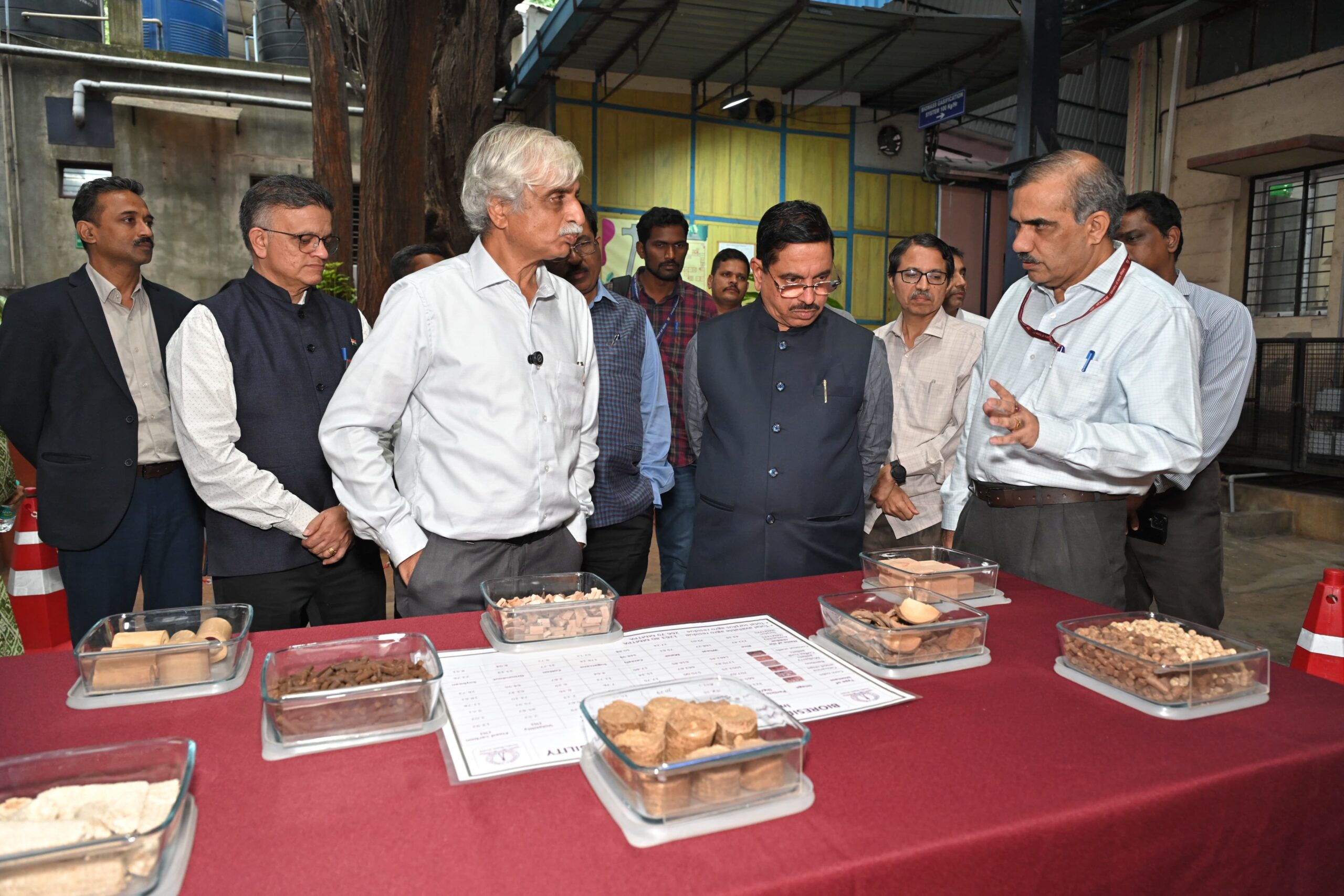Union Minister Prahlad Joshi Applauds IISc’s Breakthrough in Producing Green Hydrogen from Agricultural Waste