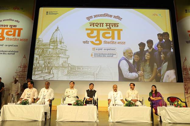 ‘Yuva Spiritual Summit’ Begins in Varanasi with Call for Drug-Free, Developed India by 2047