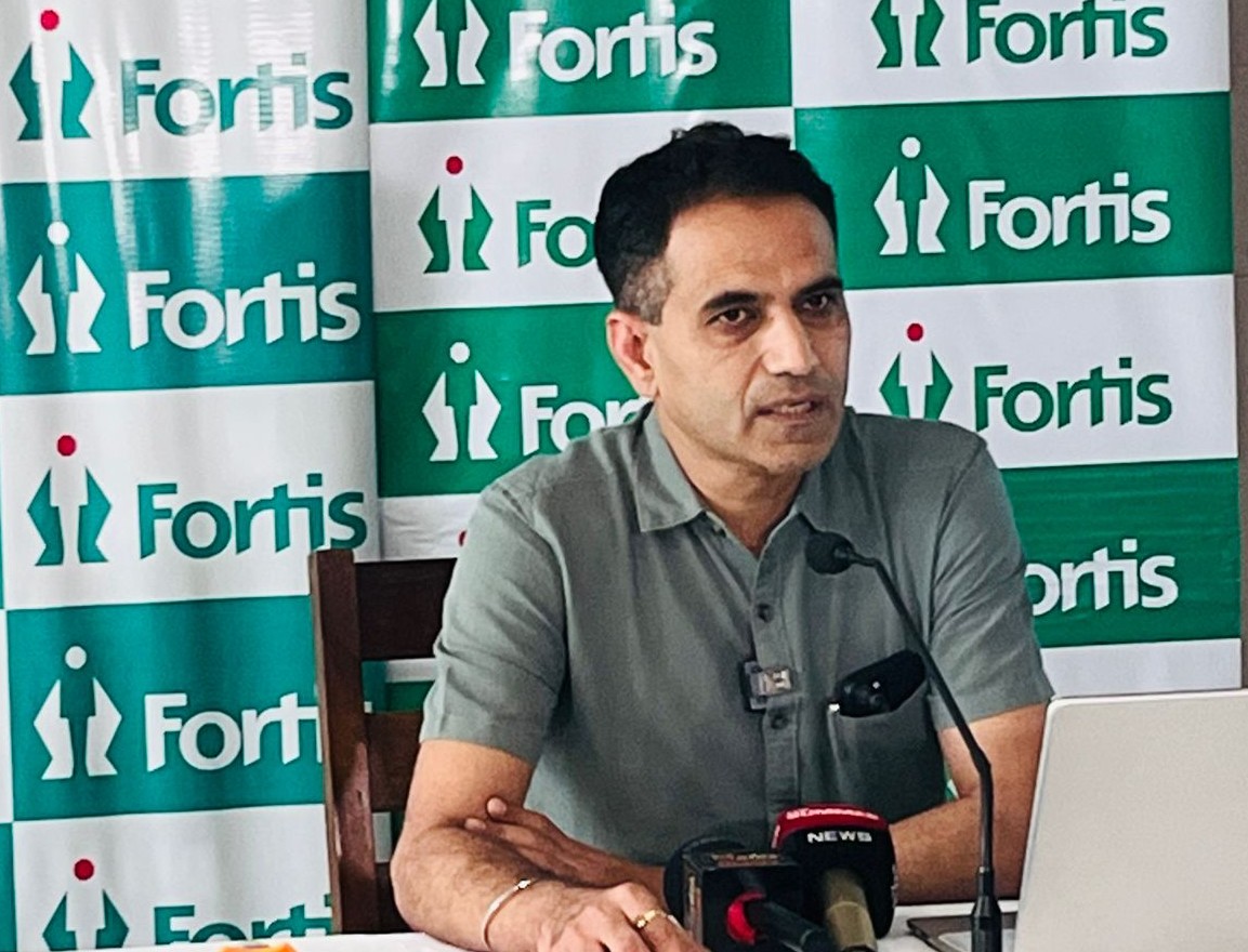 Fortis Mohali Uses Robotic Surgery to Treat Complex Hernias in Elderly Patients