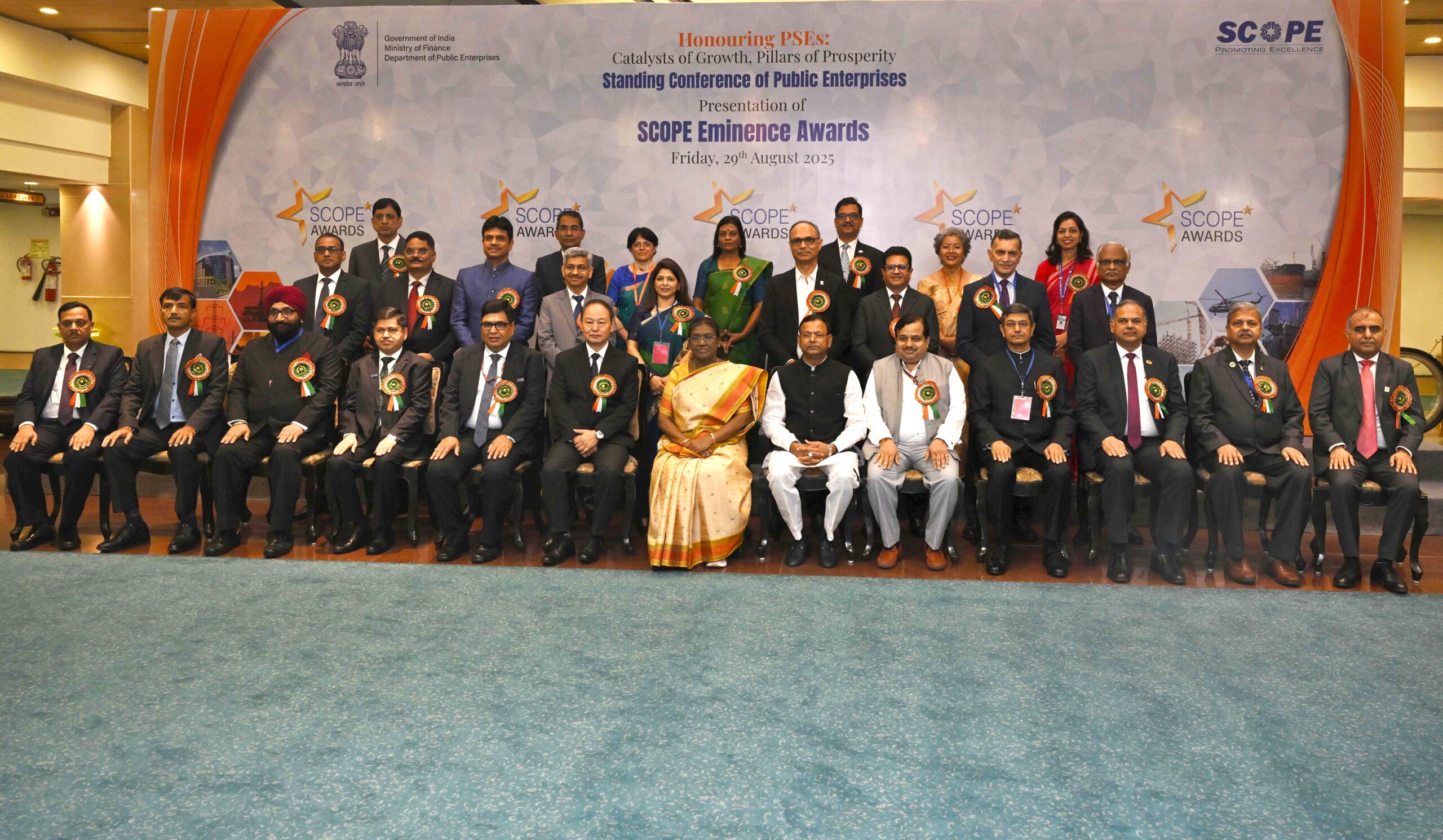 President Murmu Presents SCOPE Eminence Awards; Calls CPSEs Pillars of Prosperity in Vision for Developed India 2047