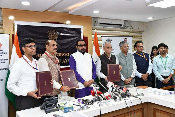 Ayush Ministry Signs Two Strategic MoUs to Boost Conservation and Awareness of Medicinal Plants