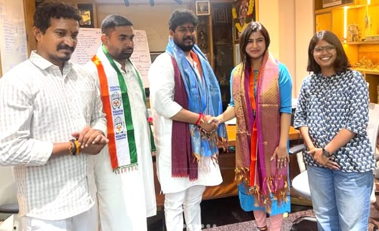 Jubilee Hills rallies behind Congress candidate V. Naveen Yadav as support swells across sections