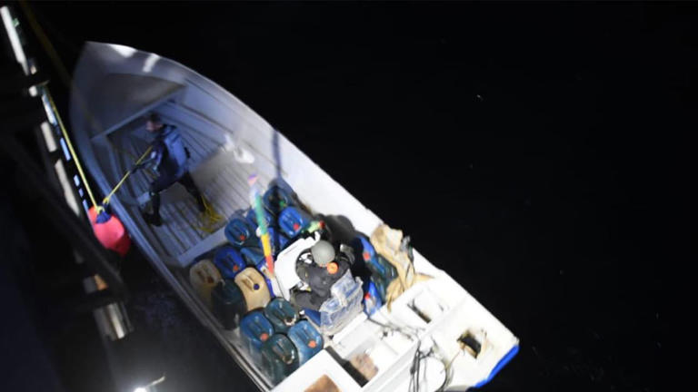 Indian Coast Guard, Gujarat ATS Seize 203 kg Suspected Narcotics Near IMBL; Two Foreign Nationals Held