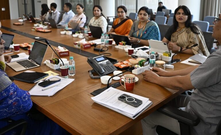 700 SHE-MARTs, 1000 Fulfilment Centres Planned to Help Create 6 Crore Lakhpati Didis