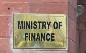 Government Extends MFI Credit Guarantee Scheme, Raises Loan Cap to ₹1000 Crore