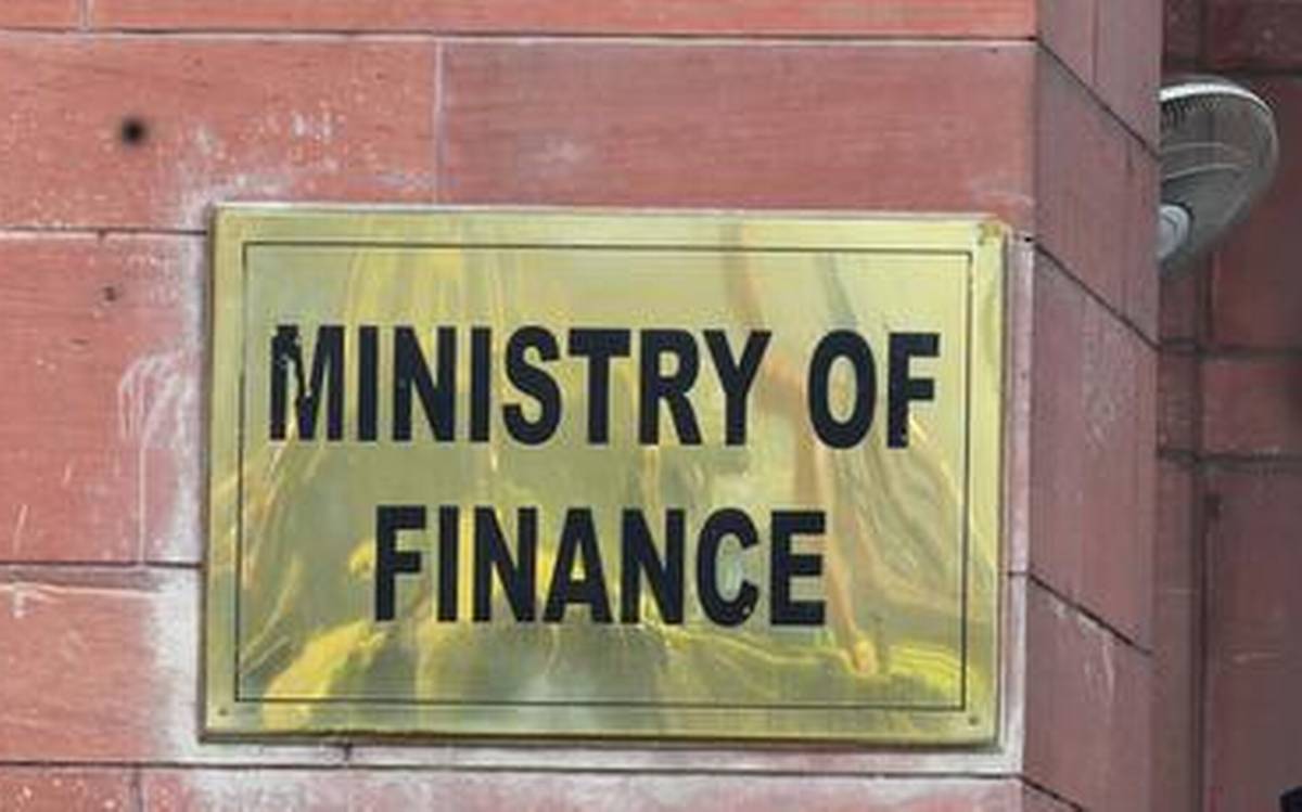 Government Extends MFI Credit Guarantee Scheme, Raises Loan Cap to ₹1000 Crore