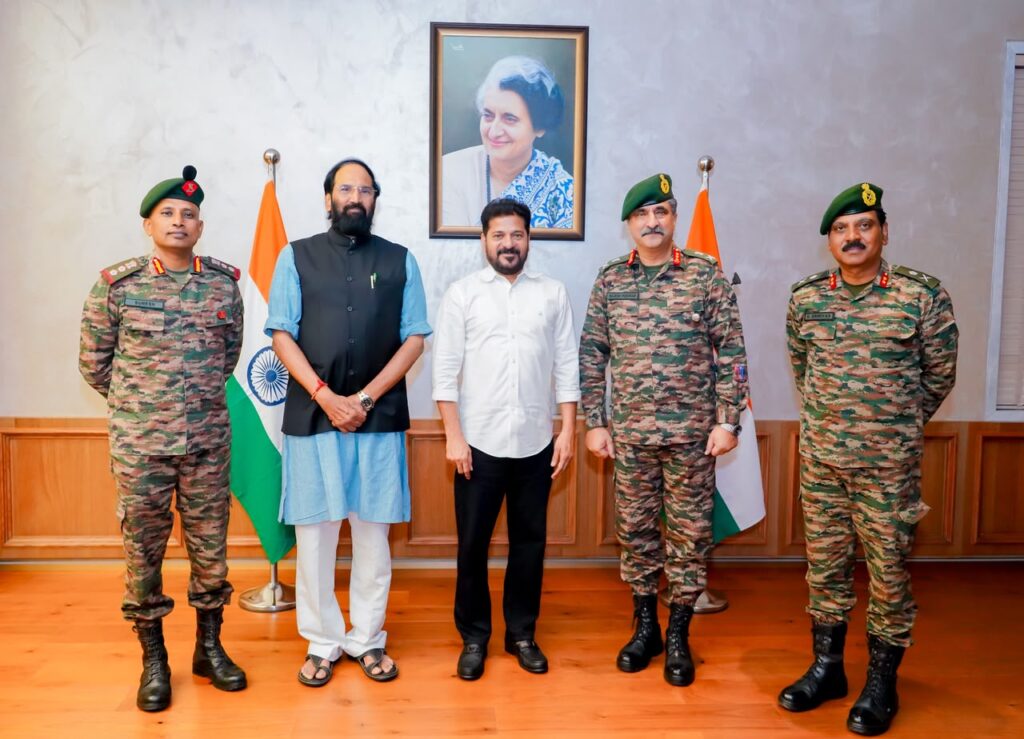 Lieutenant General C. Rajesh Pushkar met Chief Minister A. Revanth Reddy as a courtesy call in Hyderabad on Wednesday. Minister for Irrigation and Civil Supplies Uttam Kumar Reddy and senior Army officials, including Major General Srinivas Rao, also participated in the meeting.